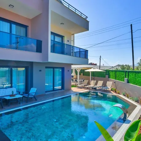 4 Bedroom - 9269 * Φετιγιέ