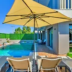 4 Bedroom - 9269 * フェティエ
